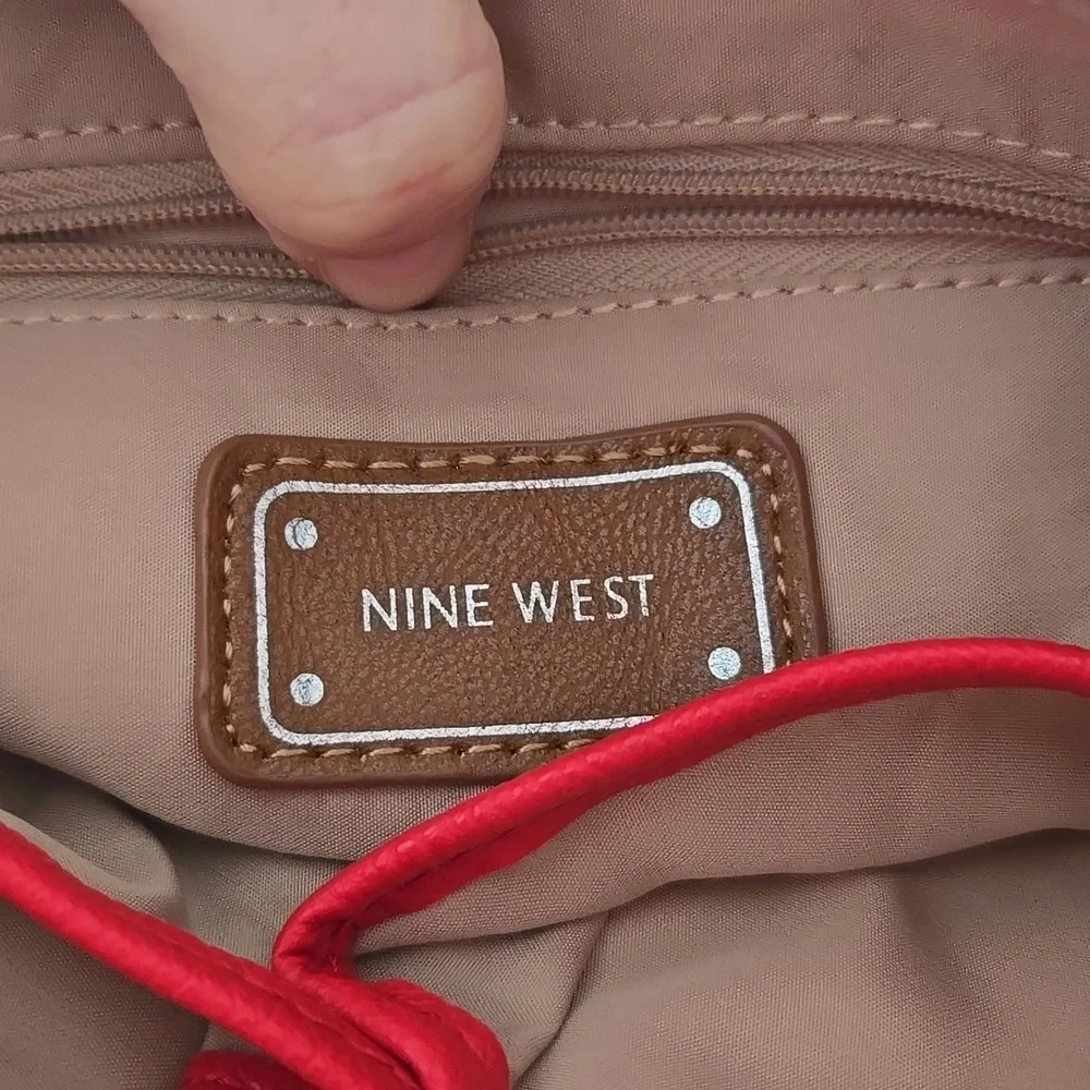 Handbag - Picture 5 of 5